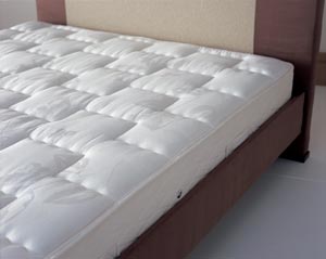 Of The Month- Sealy- Bedstead Deluxe- 4FT 6&quot; Mattress