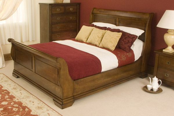 Deluxe Beds New Hampshire Sleigh Bed Kingsize 150cm