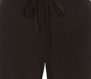 Dorothy Perkins Womens Black Shorts- Black DP14586910