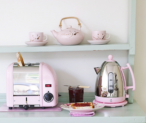Petal Pink Kettle and Toaster Set
