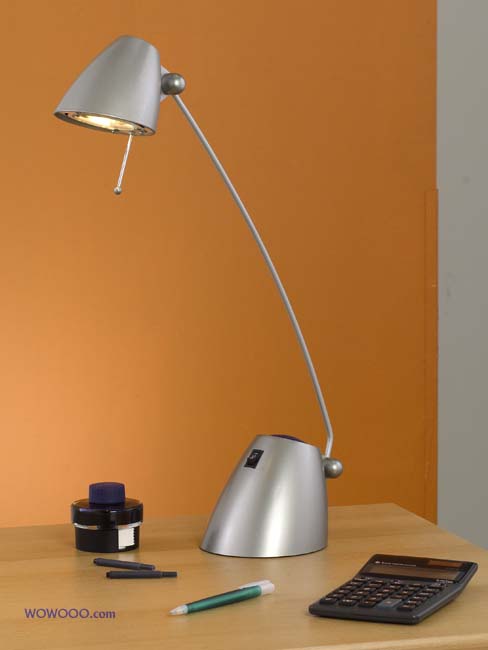 EGLO Akita desk lamp- silver