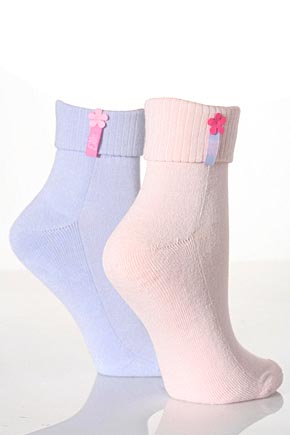 Ladies 2 Pair Elle Bamboo Ankle Socks With Cushion Sole In 2 Colours Black / Cream