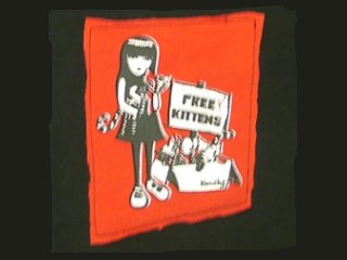 Free Kittens Cropped Tee