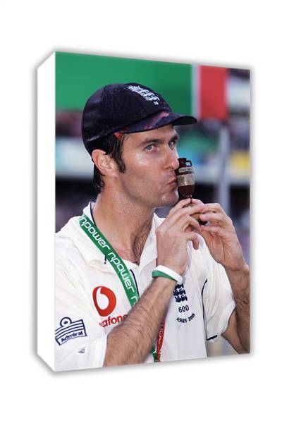 captain Michael Vaughan kisses the Ashes urn and#8211; Canvas collection