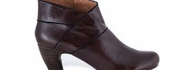 Esska Honor dark brown leather ankle boots