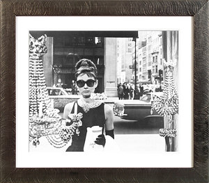 FamousRetail Audrey Hepburn 14x11and#39;and39; unsigned photo