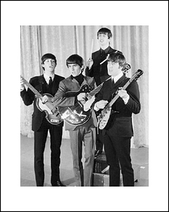 FamousRetail Beatles unsigned 10x8 photo