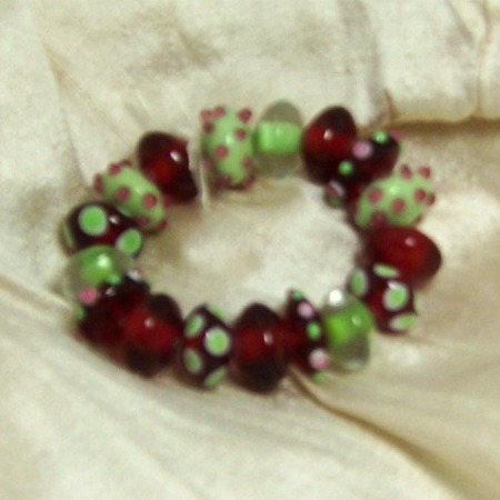 Bobble Bracelet - Cranberry and Green