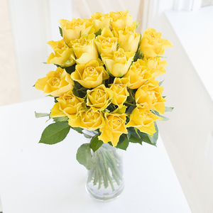 Flowers Direct Just Roses - Yellow
