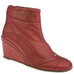Female London Dome Leather Upper ?40 plus in Red