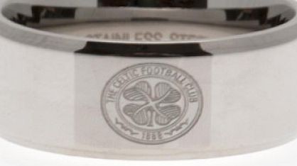 Football Gifts - Celtic FC Gift Ideas - Official Celtic FC Stainless Steel Band Ring (Large) - A Great Present For Football Fans