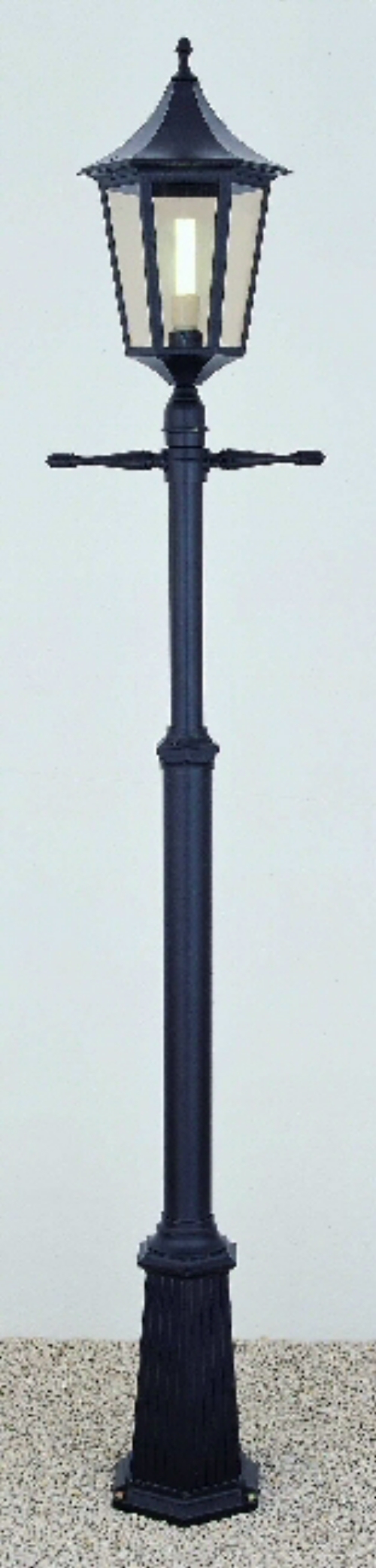 Franklite Italian matt black die-cast aluminium lantern
