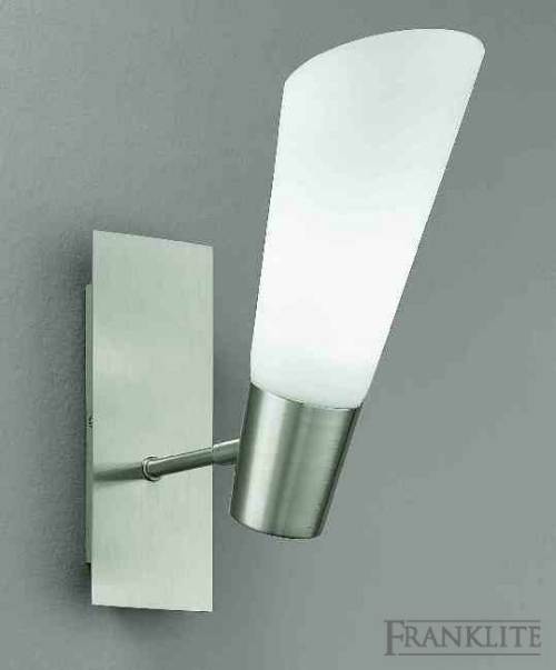 Franklite Satin nickel finish 1 light wall bracket with opal conical glass. Supplied with 13W 4-pin lamp