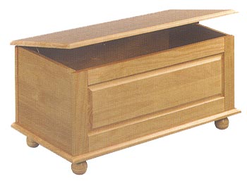 Furniture123 Hamilton Blanket Box