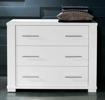 Furniture123 Metric 3 Drawer Chest in White