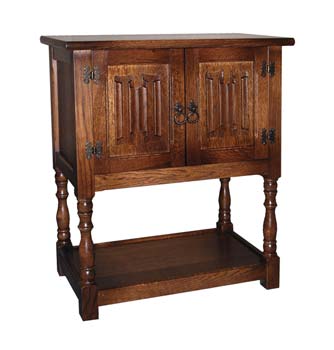 Furniture123 Olde Regal Oak Small Sideboard