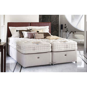Canso 4FT 6` Double Divan Bed