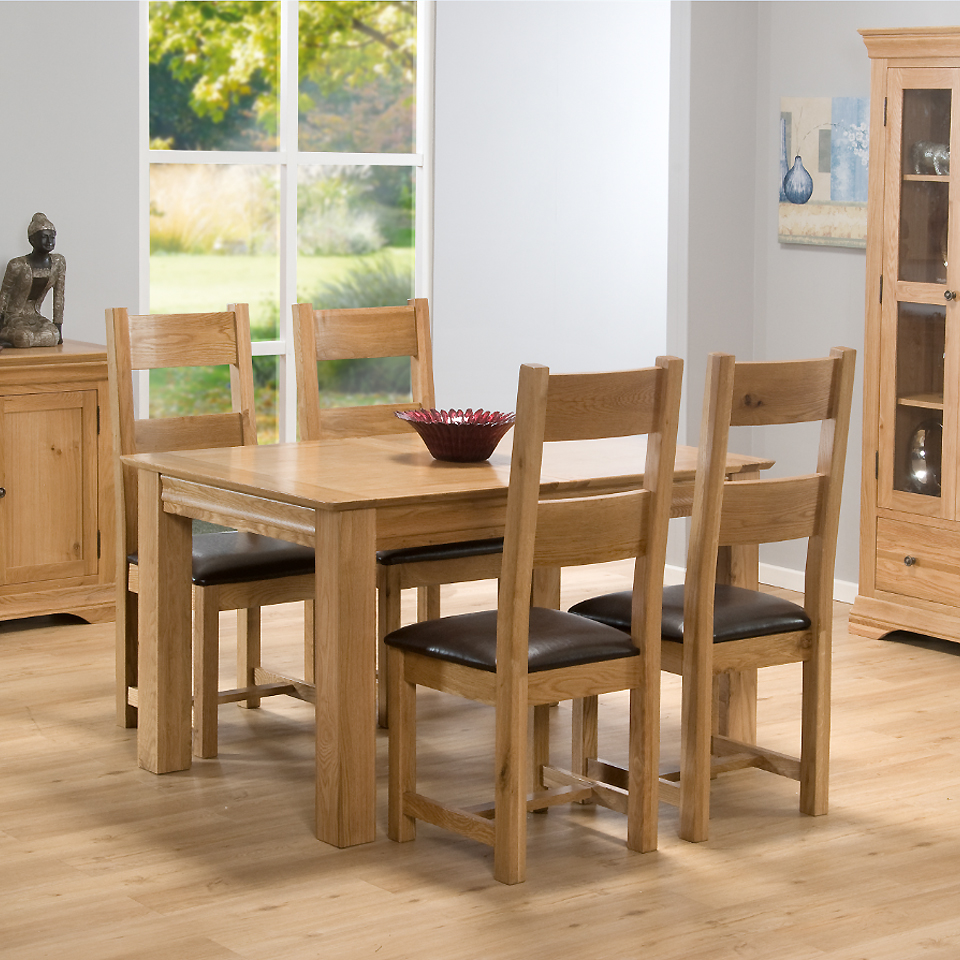 Gardens and Homes Direct Constance Oak Extending Dining Table and 4