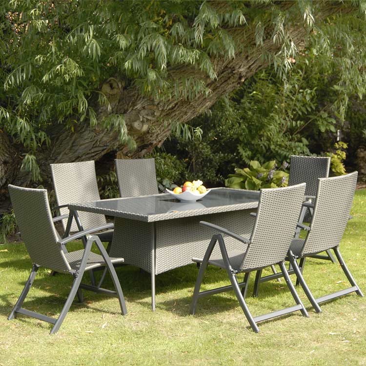 Gardens and Homes Direct Sienna 1.7m Six Seat Rattan Dining Set