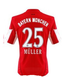 Adidas 2010-11 Bayern Munich Home Shirt (Muller 25)