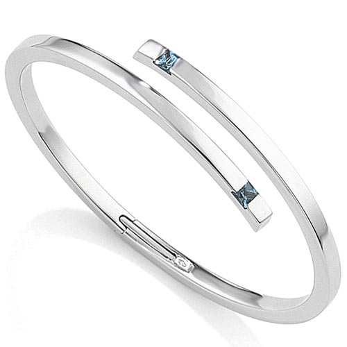 Cross Over Theme Topaz Bangle In 18 Carat White Gold