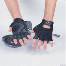 Golds Gym Mesh Back Leather Glove