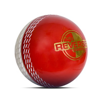 Nicolls Reverse Swing Cricket Ball - Senior.