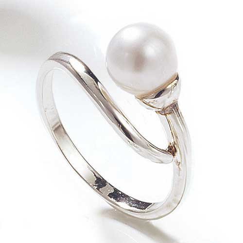 haute Couture Pearls Ring (Q)