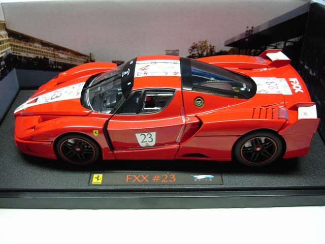 Hot Wheels Elite Ferrari FXX #23