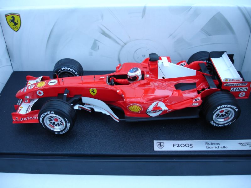 Hot Wheels Ferrari F2005 Race Car - Rubens Barrichello in Red