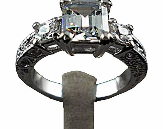 Hotportgift Lady New 2014 Classic Cut CZ Stone White GP Emerald Engagement Wedding Ring (...