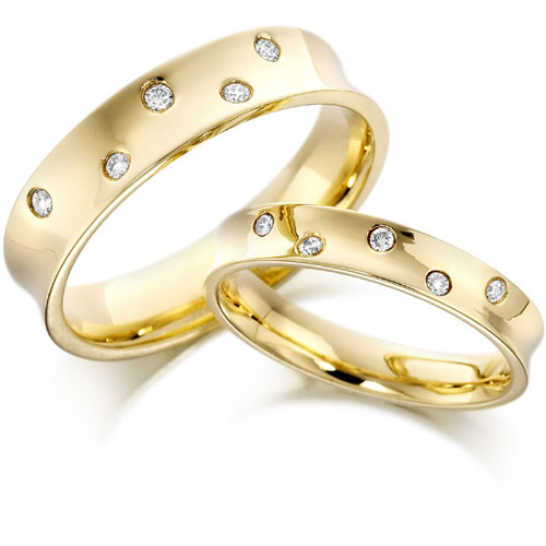 5mm 0.1 Ct Diamond Concave Court Wedding Band In 18 Ct Yellow Gold