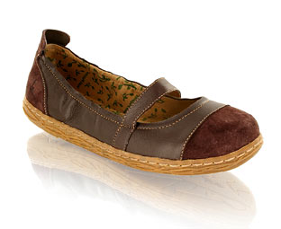 Hush Puppies Casual Shoe With Elastic Bar - Website Exclusive
