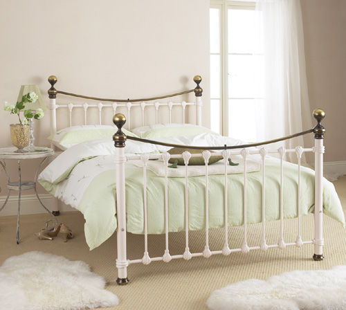 Florence 4ft 6 Double Metal Bedstead