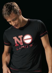 No Limits round neck t-shirt