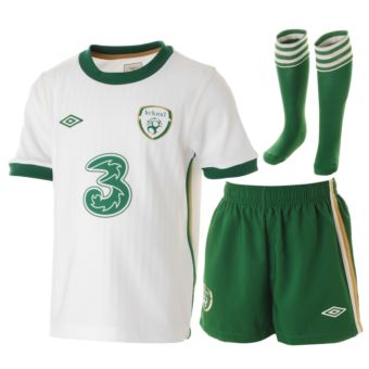 Ireland Umbro 2011-12 Ireland Away Umbro Little Boys Mini Kit