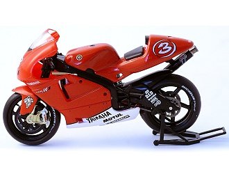 YZR-M1 2002