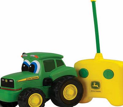 John deere Tomy John Deer Radio Controlled Johnny Tractor