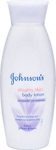 Johnsons Dreamy Skin Body Lotion (250ml)