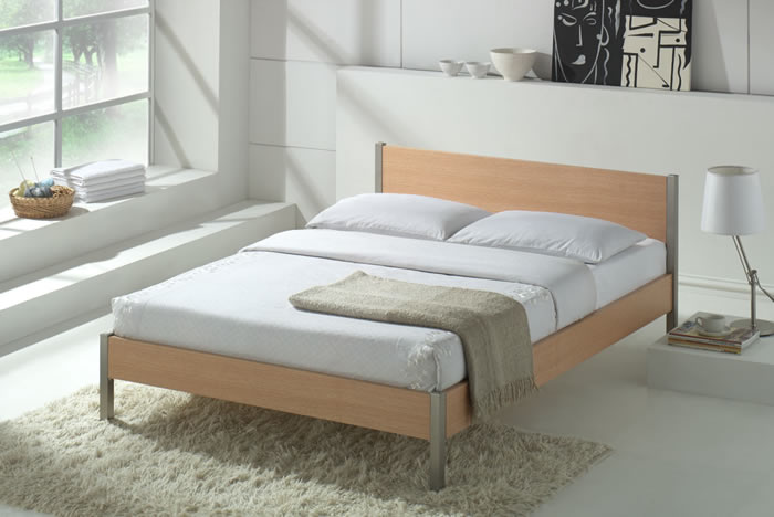 Kinda 4ft 6 Double Metal Bed