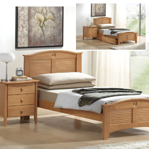 Joseph Morocco 4FT Sml Double Wooden Bedstead.