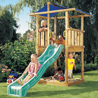 Jungle Gym Hut Kit With Timber