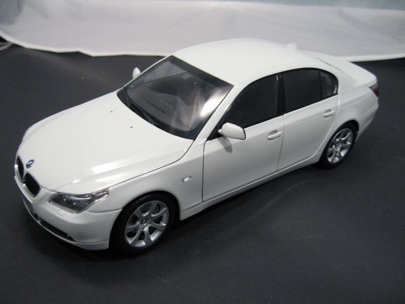 BMW 5 series (E60) in White