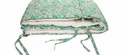 Lab Liberty Betsy green bed bumper `One size