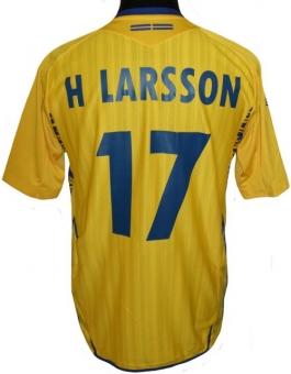 Larsson Umbro 08-09 Sweden home (H.Larsson 17)