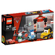 Lego Cars 2 Tokyo Pit Stop 8206