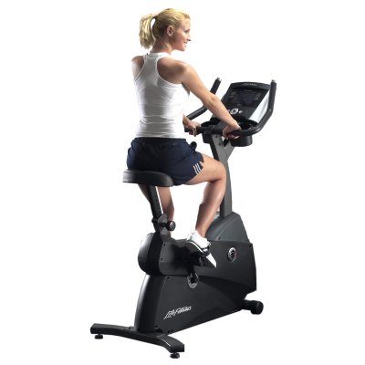 Life Fitness C3 Upright Cycle (Basic Workouts Console) (With Delivery   Assembly)