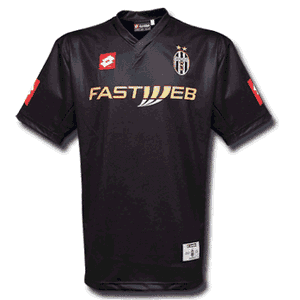 Lotto 01-02 Juventus Away Serie A shirt