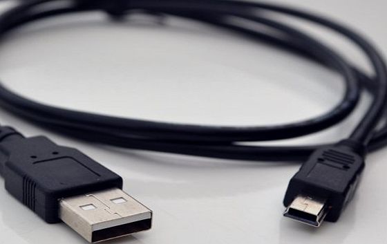 m-one  MINI USB Data Sync Cable Lead for Digital Camera CANON EOS D-SLR Series: EOS 1000D, 10D, 20D, 20Da, 300D, 30D, 350D, 400D, 450D, 500D, 5D, 5D Mark IIEOS 5D Mark III, 7D, 1D Mark II N, 1D Mark II