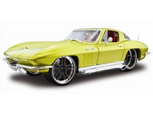 Maisto Diecast Model Chevrolet Corvette (Kit) in Metallic Yellow (1:18 scale)
